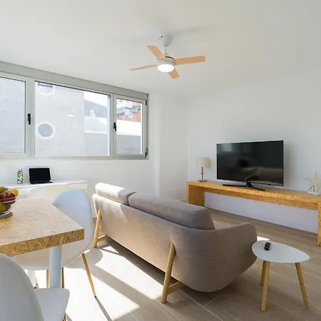 Canteras Playa アパート